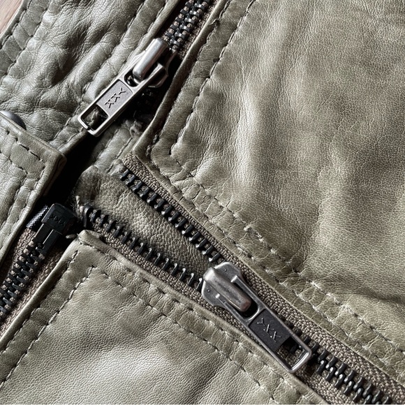 GESTUZ khaki green leather skirt. Only worn once! - Picture 4 of 9